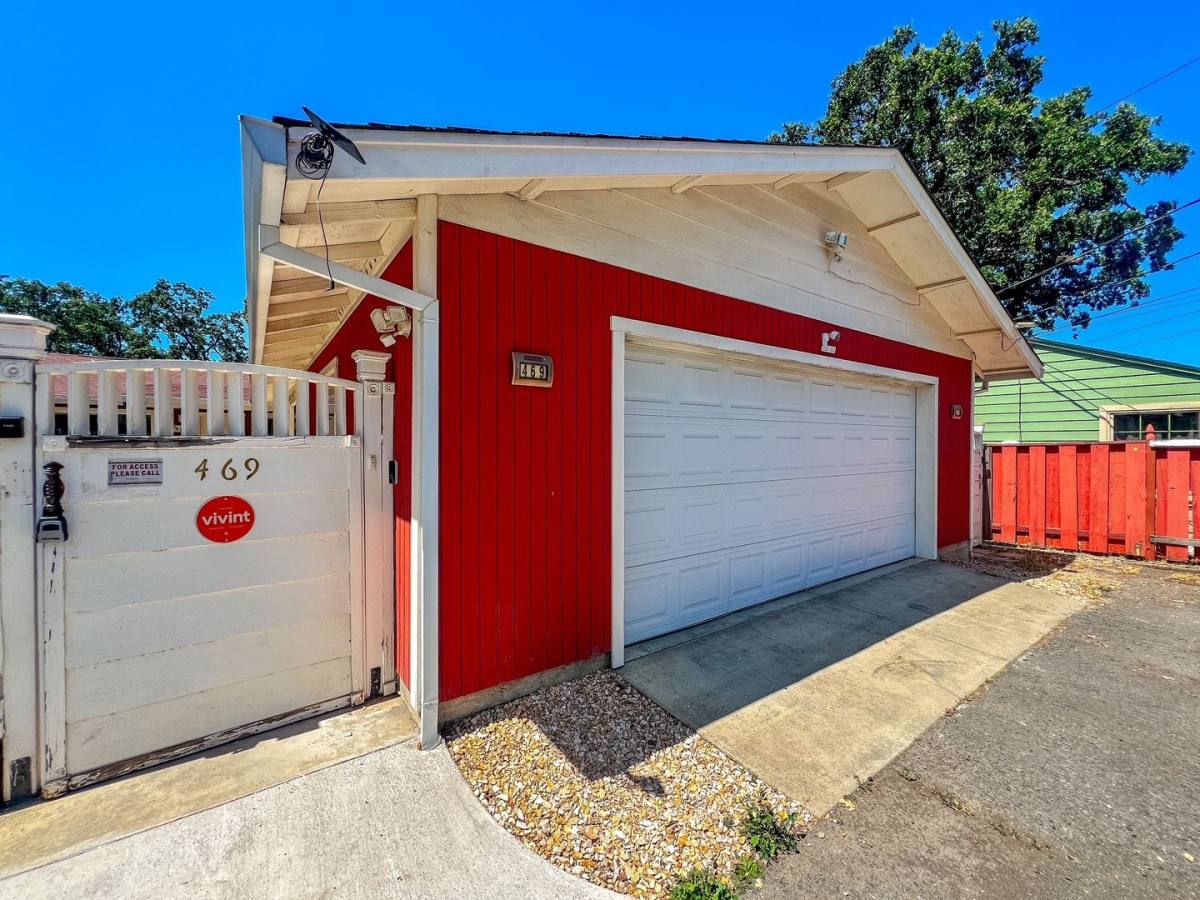 Apartment for rent at 469-471 Newton Way, Angwin, CA 94508