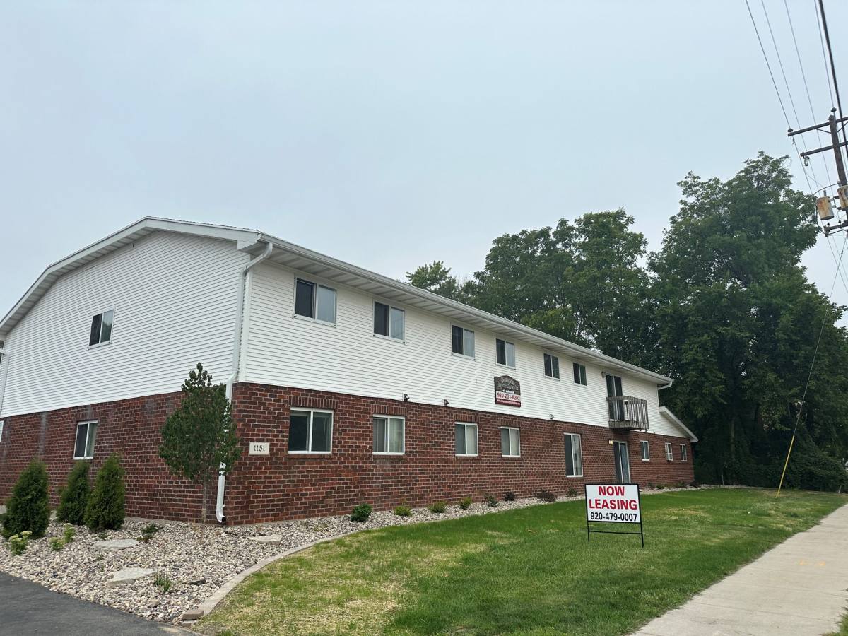 Apartment for rent at 1143 - 1151 High Ave, Oshkosh, WI 54901