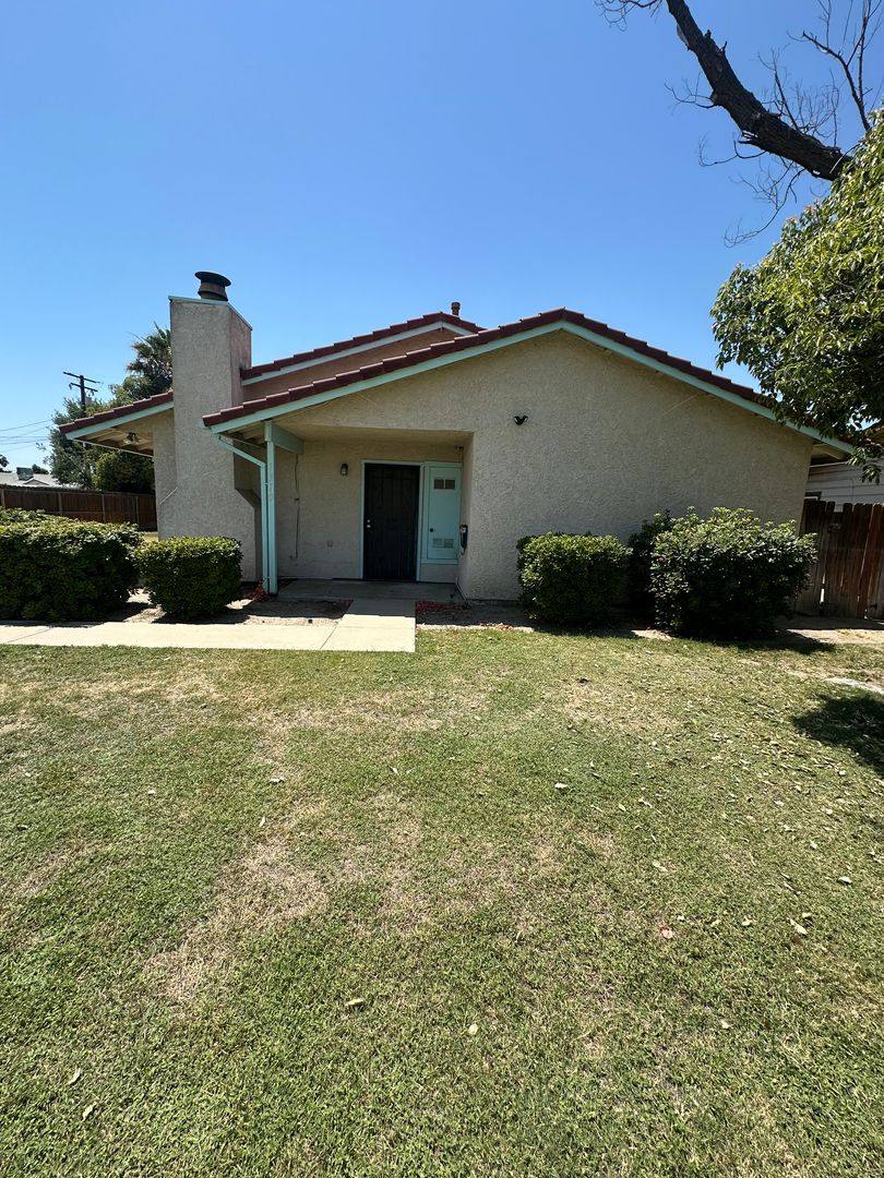 Apartment for rent at 1310 Normandie, Hanford, CA 93230