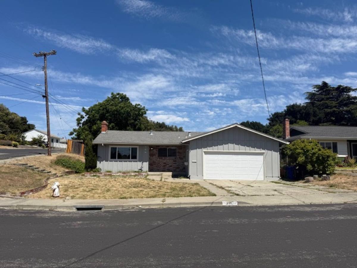 House for rent at 201 Alfred Dr, Pinole, CA 94564