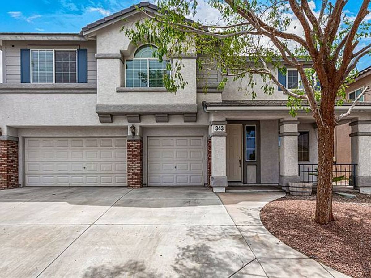House for rent at 343 Arroyo Grande Blvd, Henderson, NV 89012