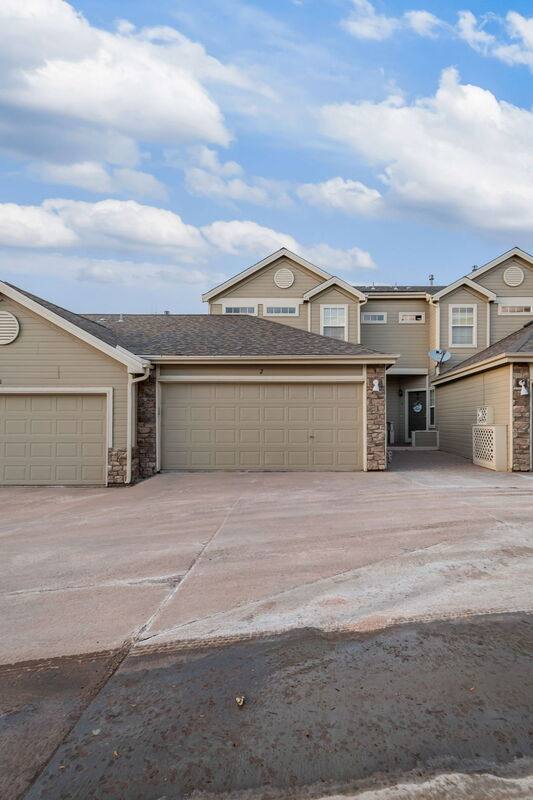 Townhouse for rent at 299 W Jamison Circle #2, Littleton, CO 80120
