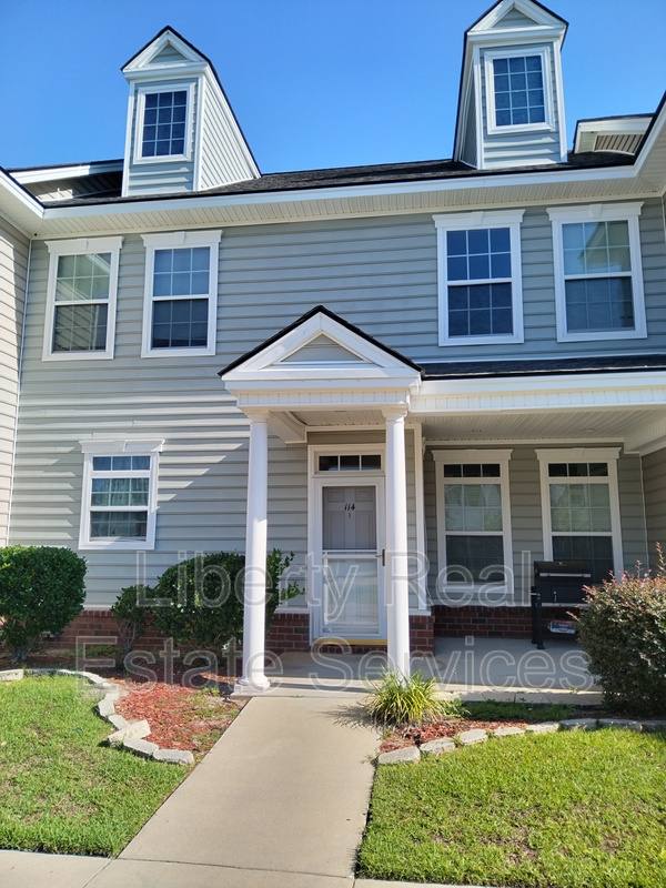 House for rent at 114 Governors Blvd, Hinesville, GA 31313