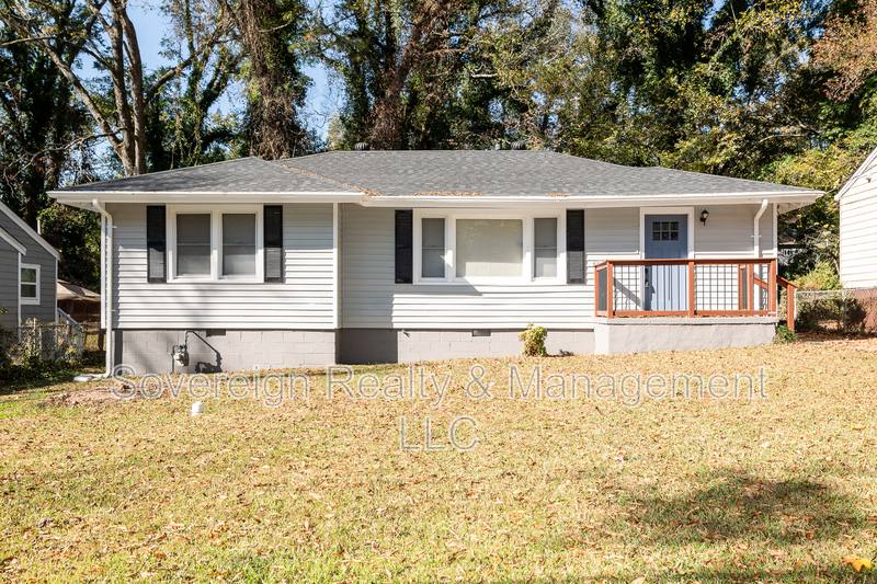 House for rent at 2153 Burroughs Ave SE, Atlanta, GA 30315