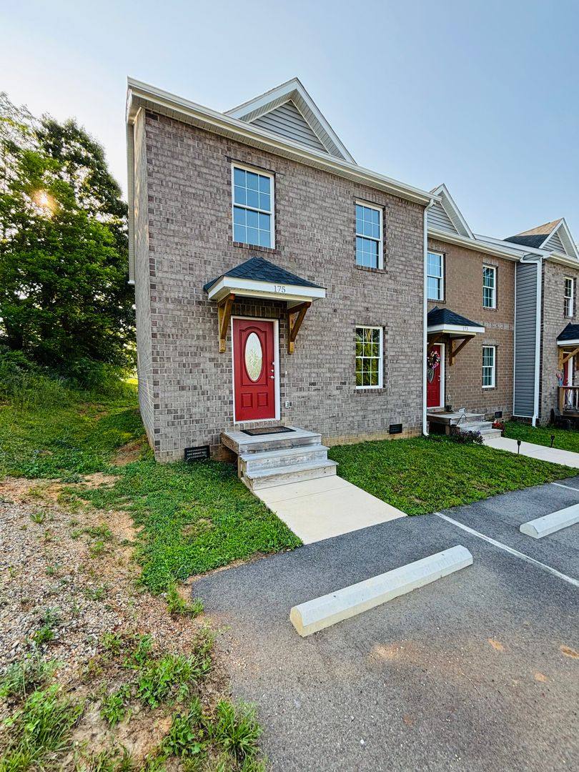 Townhouse for rent at 175 Craig St, Christiansburg, VA 24073