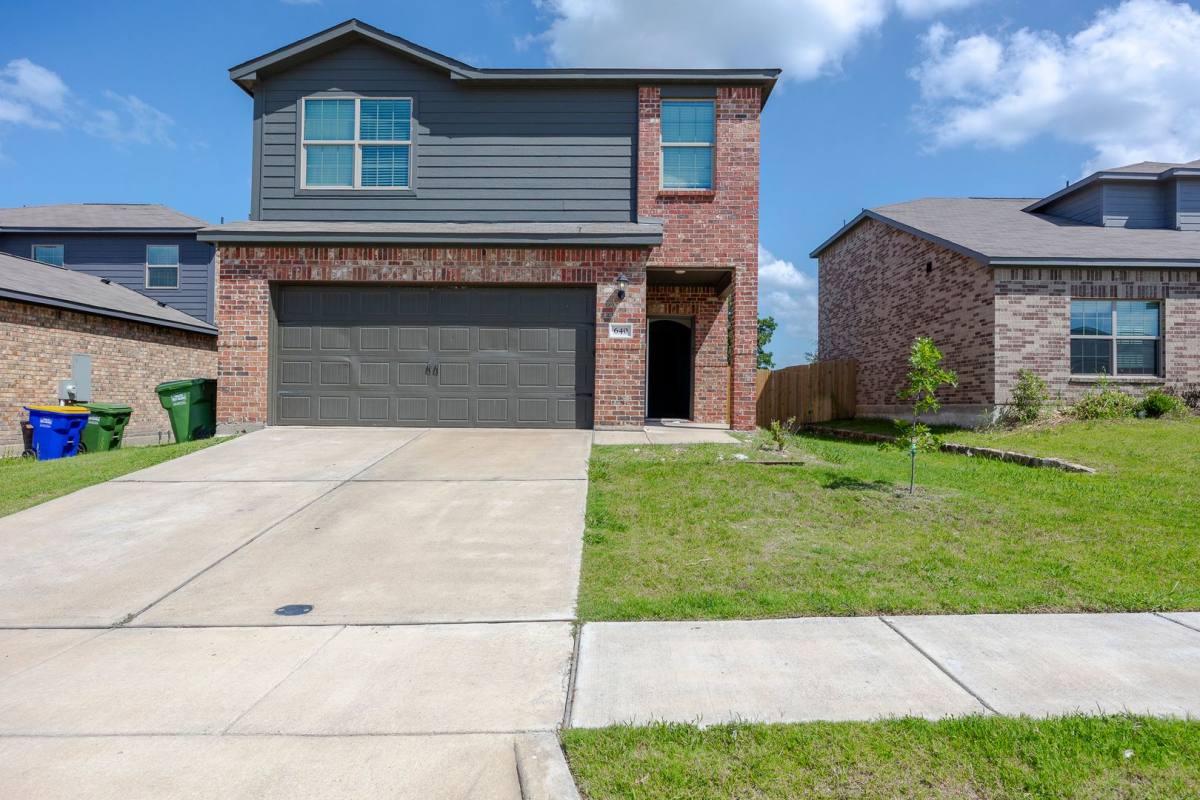 House for rent at 640 Aqueduct Dr, Seagoville, TX 75159