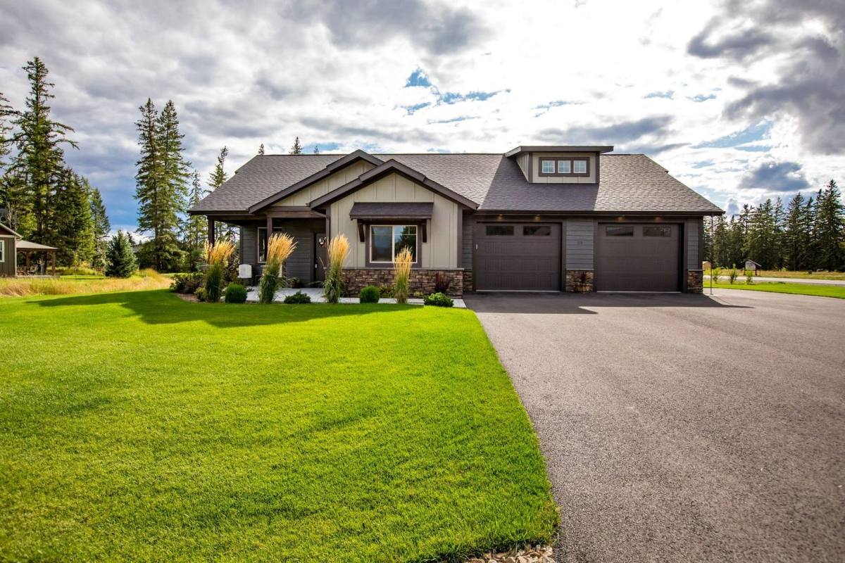 House for rent at 176 Whispering Meadows Trail, Kalispell, MT 59901