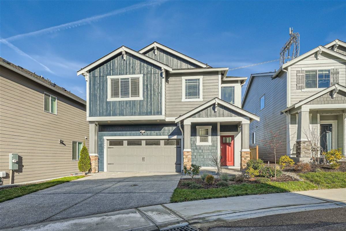House for rent at 28906 239th Ave SE, Black Diamond, WA 98010