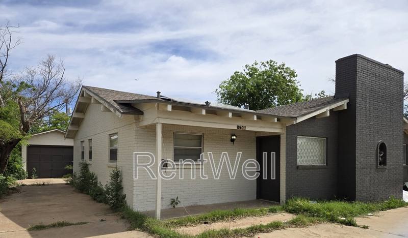 Apartment for rent at 1720 27th St #1, Lubbock, TX 79411