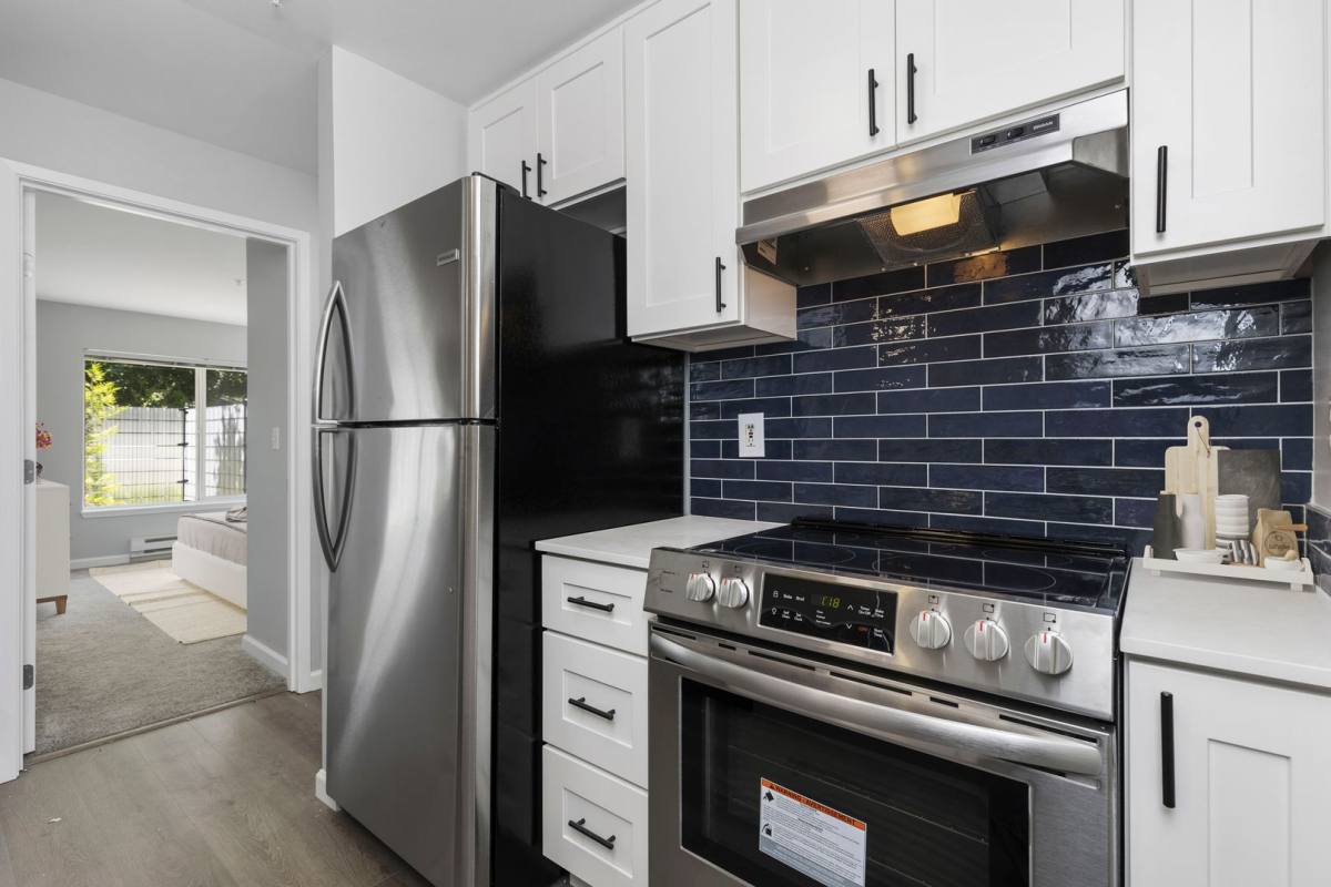 Apartment for rent at 9527 Interlake Ave N, Seattle, WA 98103
