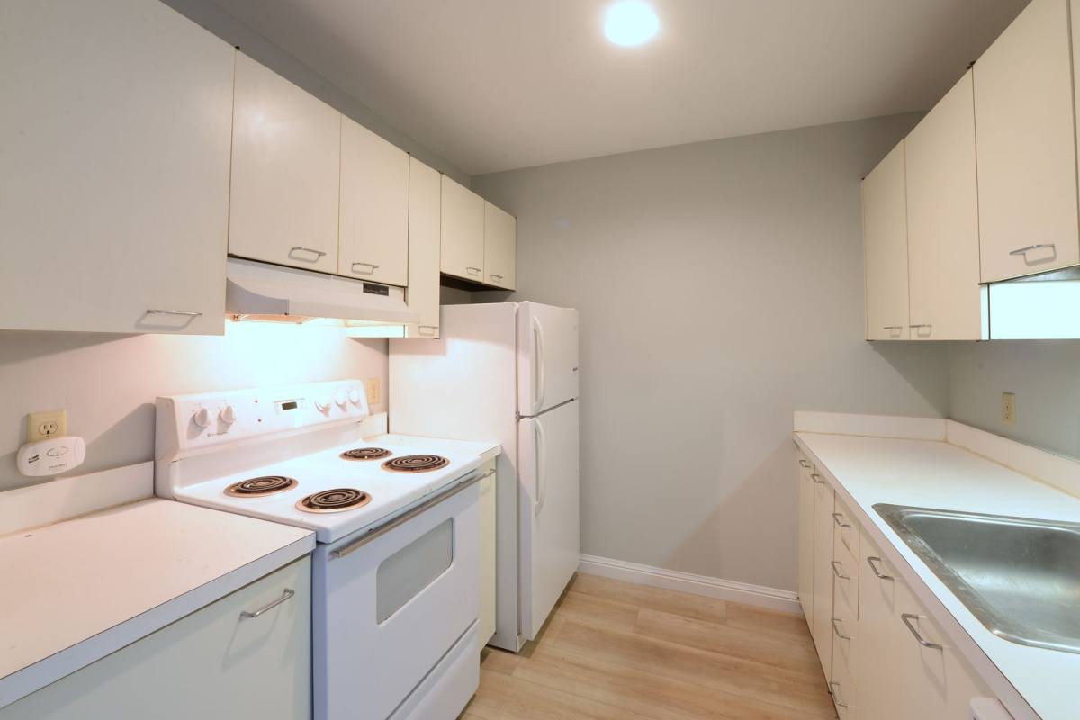 Apartment for rent at 1000-1002 Geyer Ave, Saint Louis, MO 63104