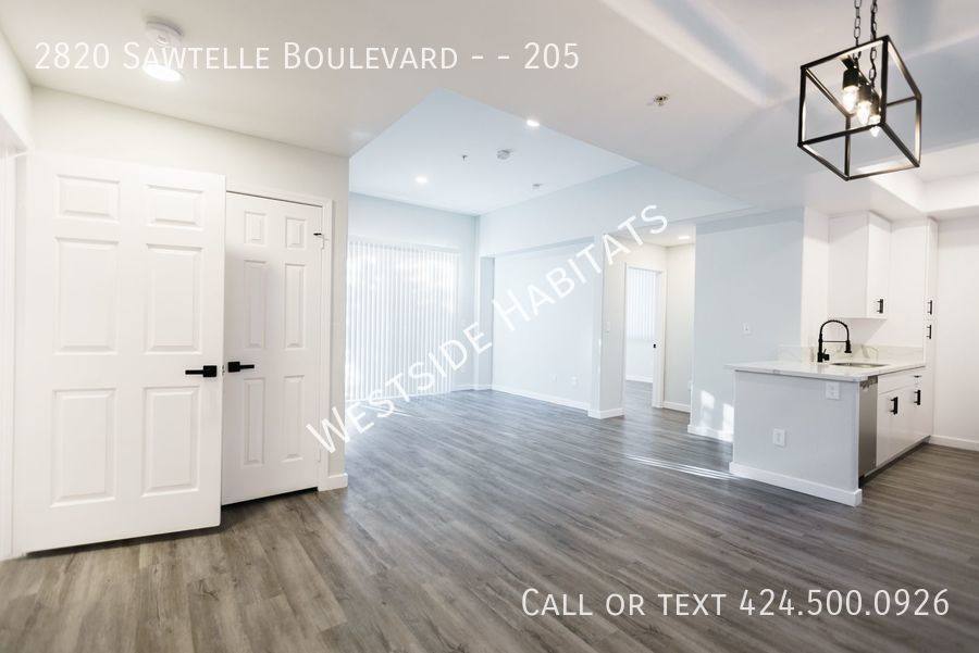 Apartment for rent at 2820 Sawtelle Blvd, Los Angeles, CA 90064