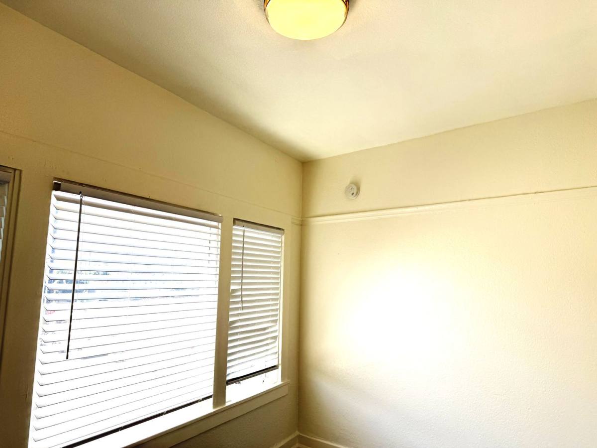 Apartment for rent at 2802 68th Ave, Oakland, CA 94605