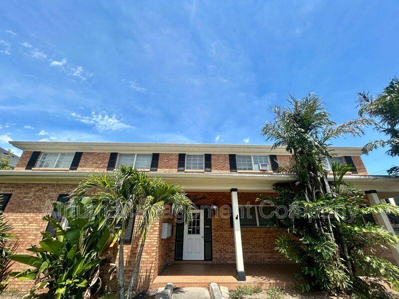 House for rent at 608 S Lincoln Ave #1, Tampa, FL 33609
