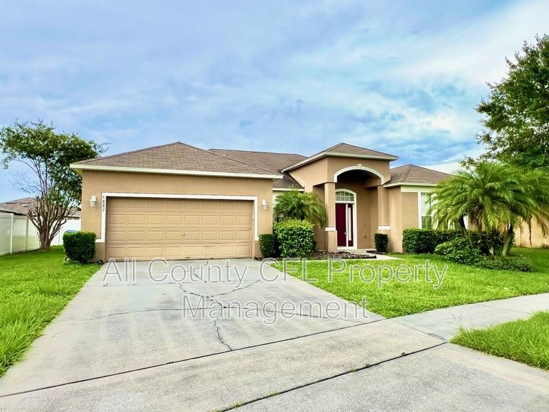 House for rent at 3882 Wood Thrush Dr, Kissimmee, FL 34744