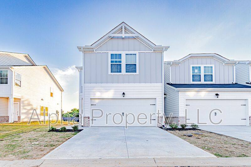 Townhouse for rent at 208 Round Back Way, Mauldin, SC 29662