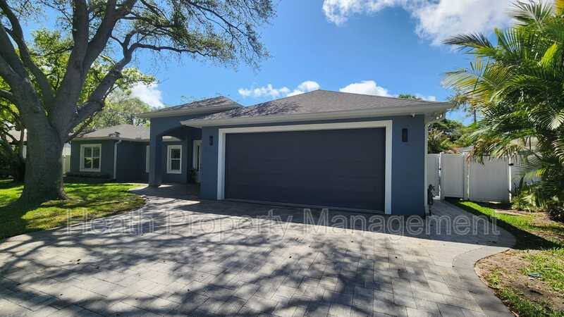 House for rent at 2223 Barbara Dr, Clearwater, FL 33764
