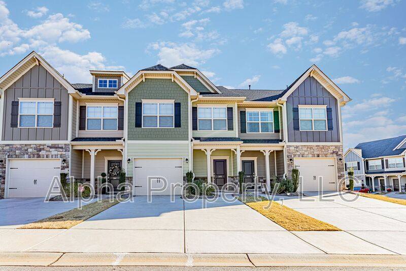 Townhouse for rent at 502 Milbury Way, Simpsonville, SC 29680