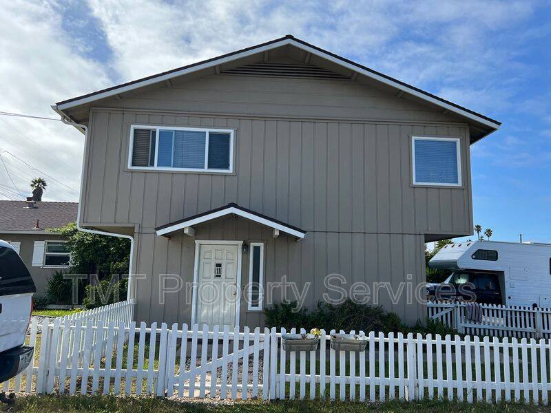 Apartment for rent at 2170-B Seaview Ave, Morro Bay, CA 93442