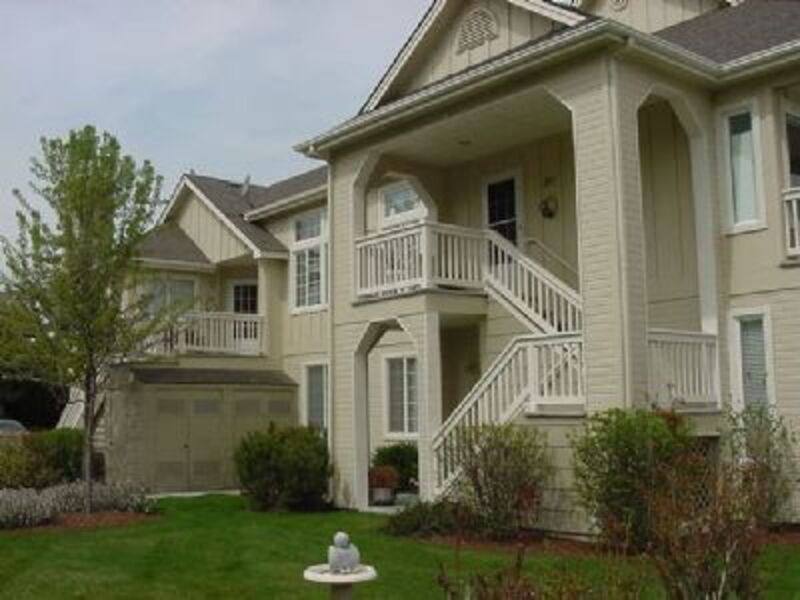 Townhouse for rent at 5116 S Surprise Way #201, Boise, ID 83716
