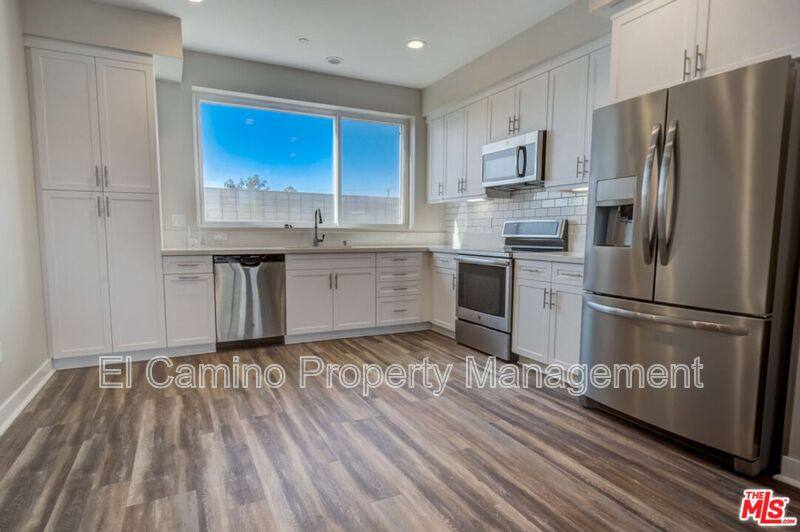Townhouse for rent at 835 Aloe Place, Montebello, CA 90640