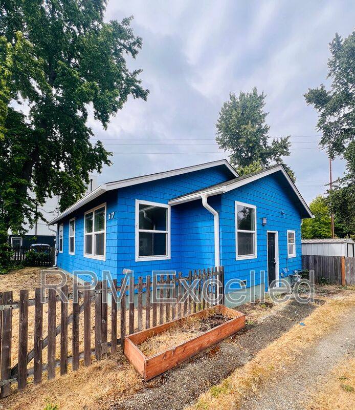 House for rent at 7 Clark Place, Tacoma, WA 98409