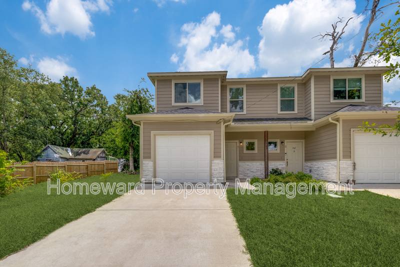 Apartment for rent at 707 S 6th St #1, Bonham, TX 75418