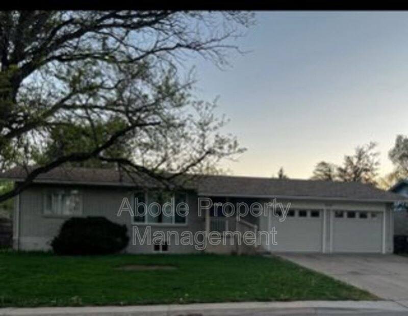 House for rent at 1049 Briarwood Rd, Fort Collins, CO 80521