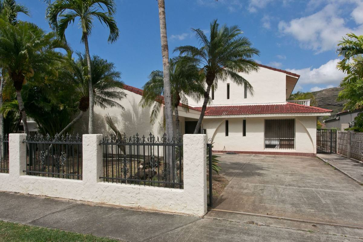 House for rent at 6777 Hawaii Kai Dr, Honolulu, HI 96825