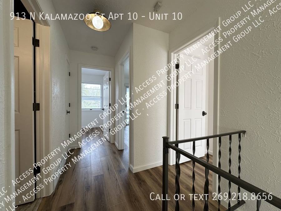 Townhouse for rent at 913 N Kalamazoo St #10, Paw Paw, MI 49079