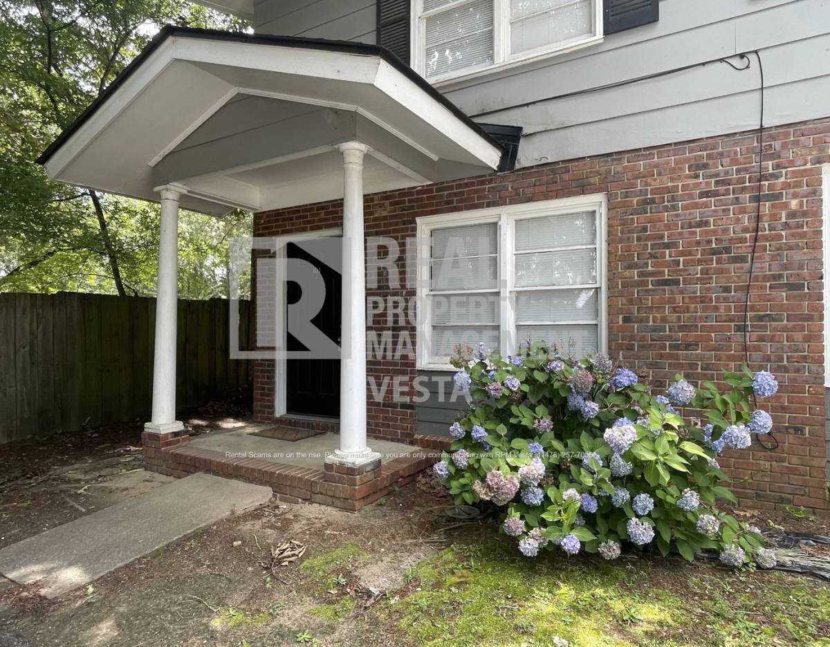 Apartment for rent at 131 Wall St #101, Warner Robins, GA 31088