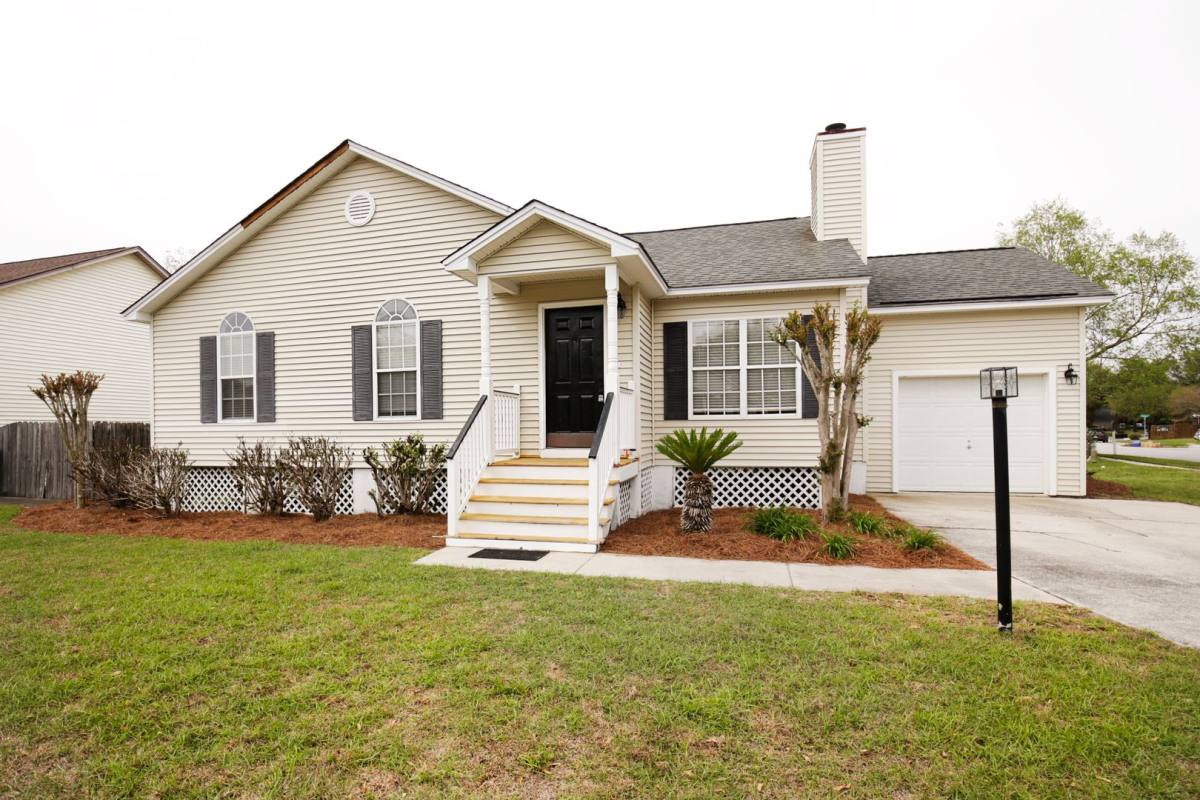 House for rent at 2363 Parkstone Dr, Charleston, SC 29414