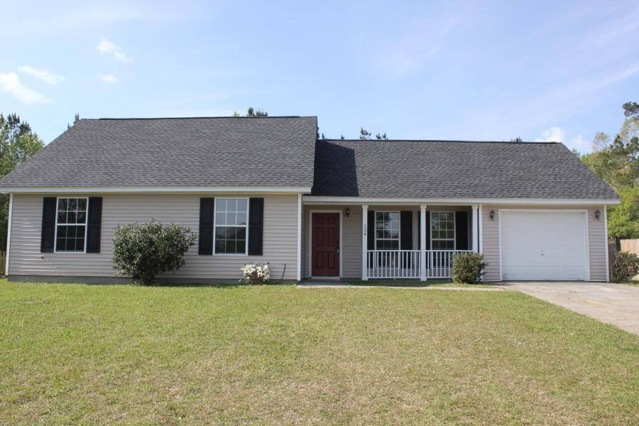 House for rent at 134 Ashdown Dr, Summerville, SC 29483