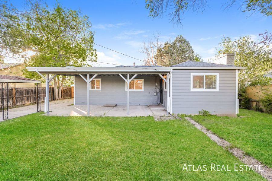 House for rent at 845 Nile St, Aurora, CO 80010