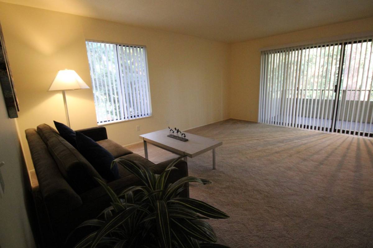 Apartment for rent at 5720 198th St SW, Lynnwood, WA 98036