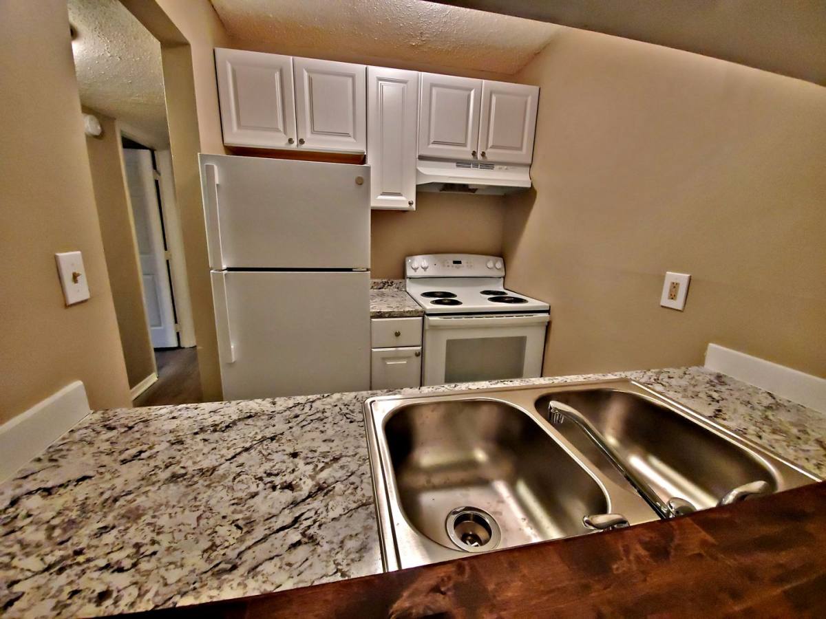Apartment for rent at 4203 Patton Rd, Huntsville, AL 35805