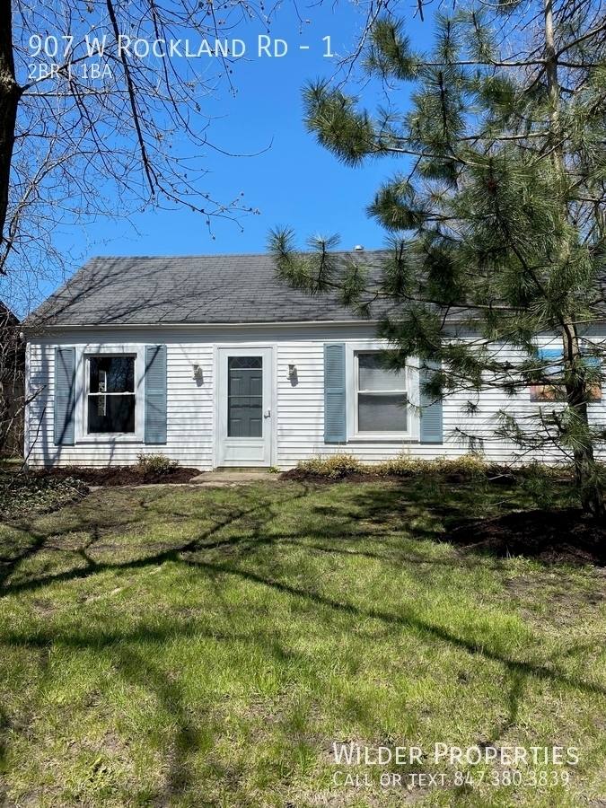 House for rent at 907 W Rockland Rd #1, Lake Bluff, IL 60044