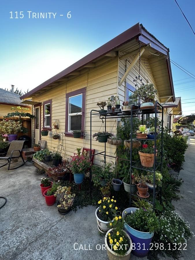House for rent at 115 Trinity #6, Santa Cruz, CA 95060