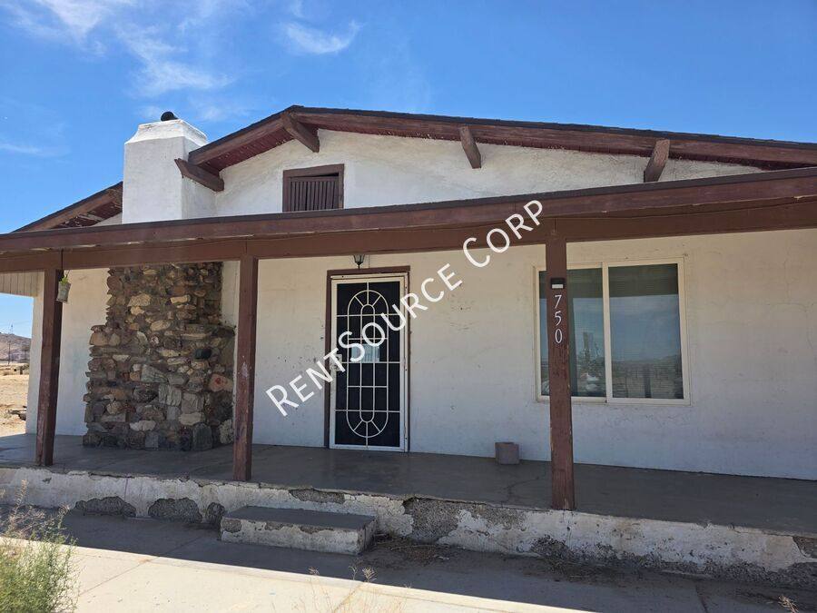 House for rent at 750 US-Highway 58, Barstow, CA 92311