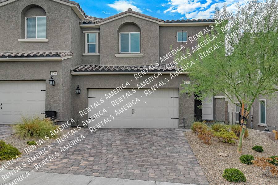 Townhouse for rent at 374 Yellow Finch Lane, Henderson, NV 89012