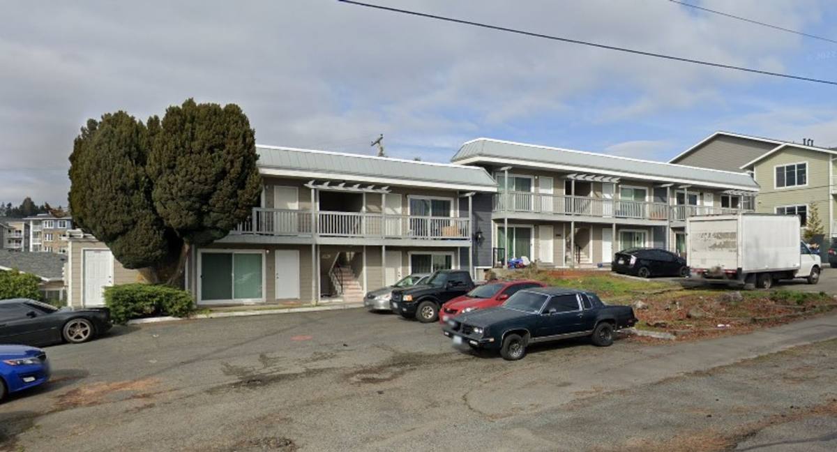 Apartment for rent at 820 S 219th St, Seattle, WA 98198