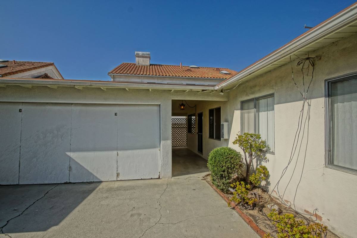 Apartment for rent at 2605 Ruhland Ave, Redondo Beach, CA 90278