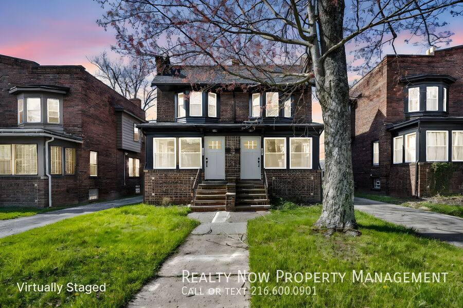 Townhouse for rent at 3239 Sycamore Rd #1, Cleveland, OH 44118
