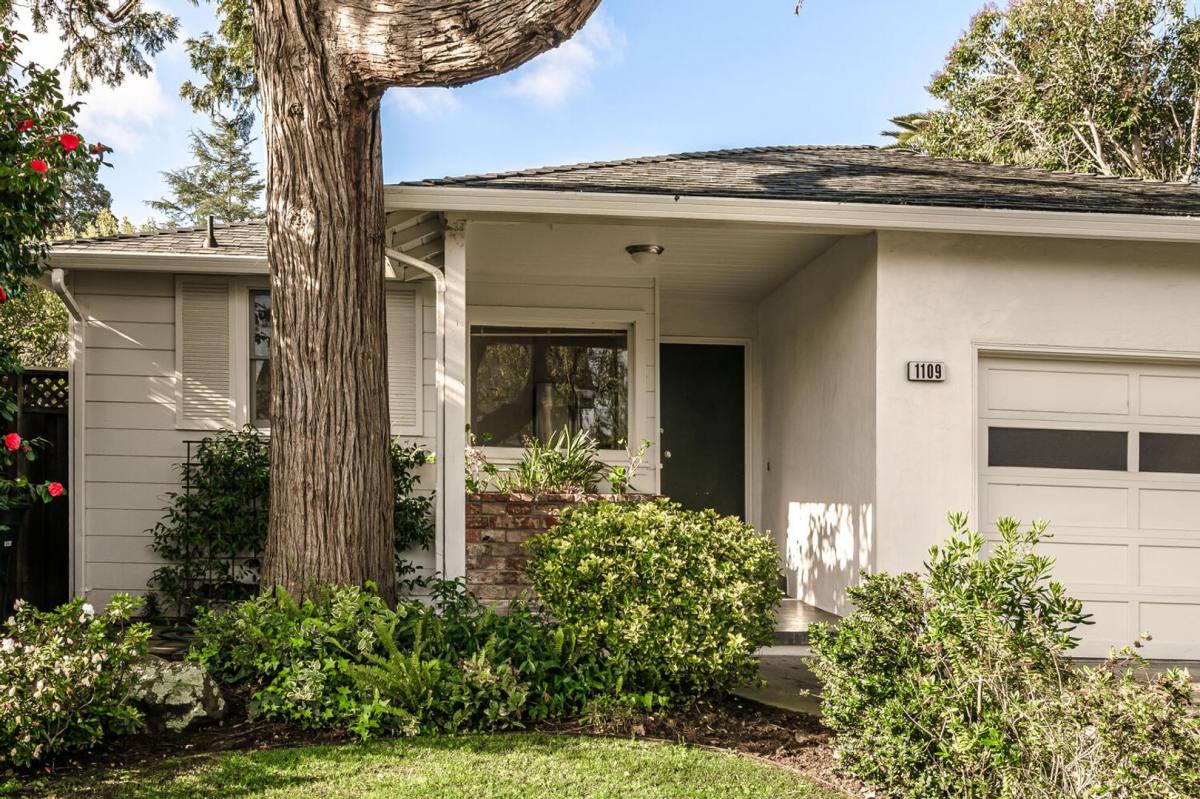 House for rent at 1109 Drake Ave, Burlingame, CA 94010