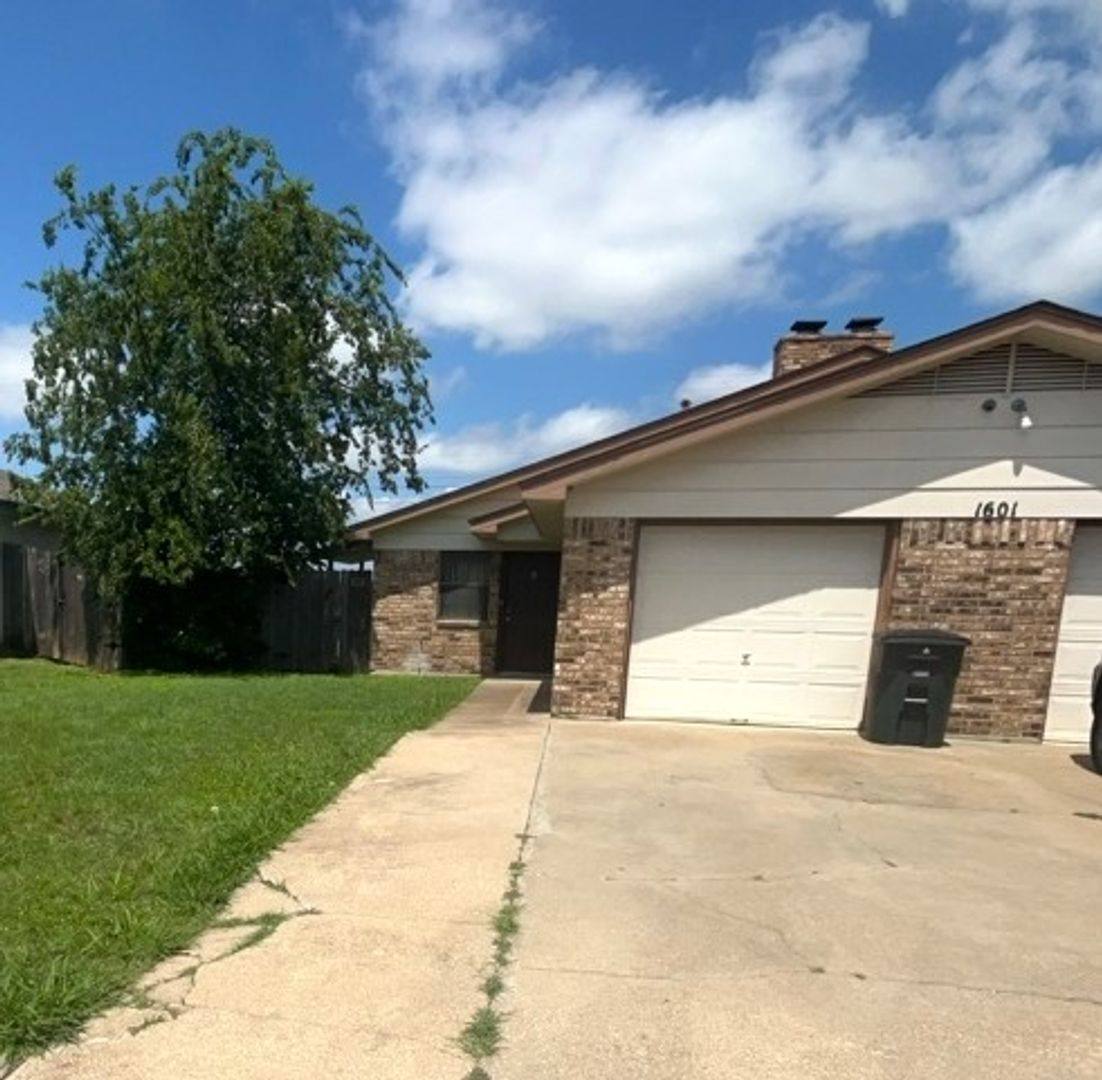 Apartment for rent at 1601 Windward, Killeen, TX 76542