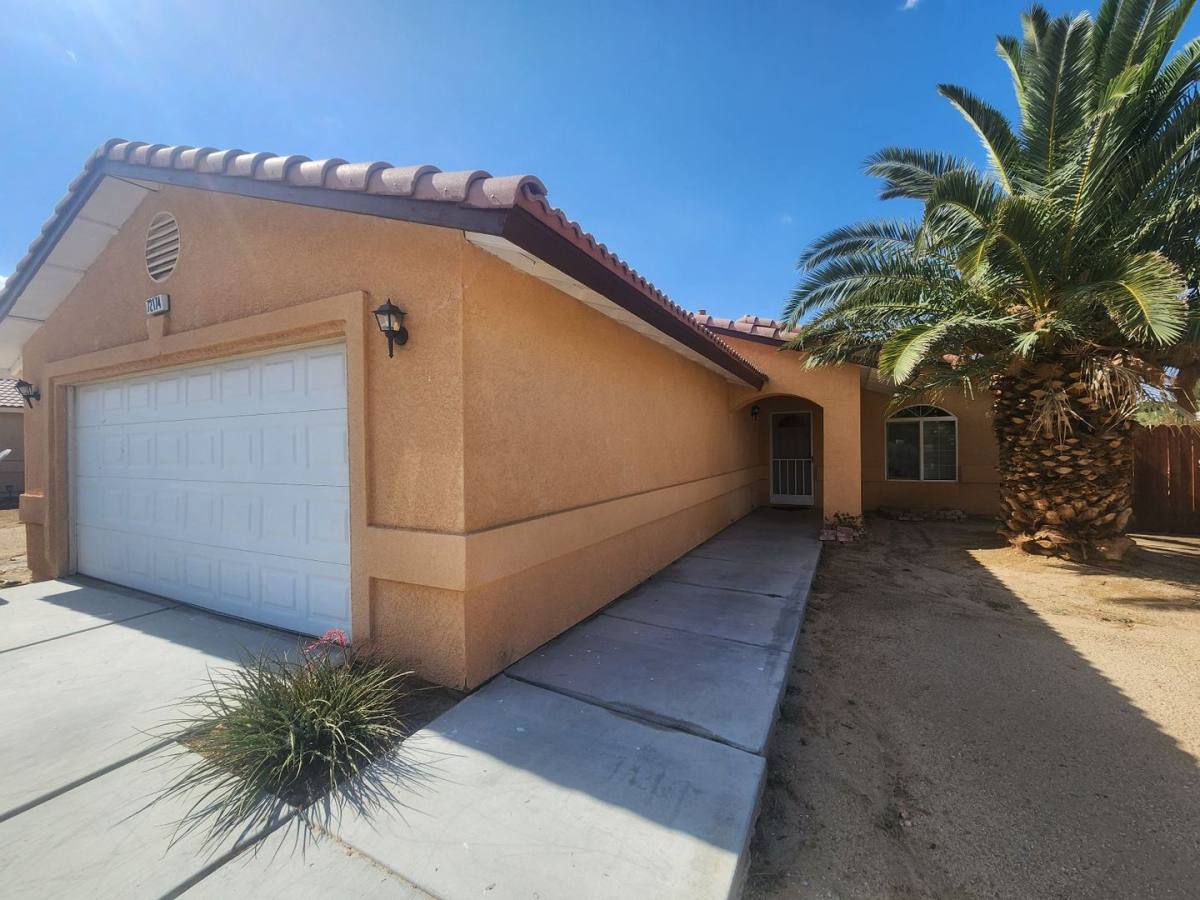 House for rent at 72174 Sunnyvale Dr, Twentynine Palms, CA 92277