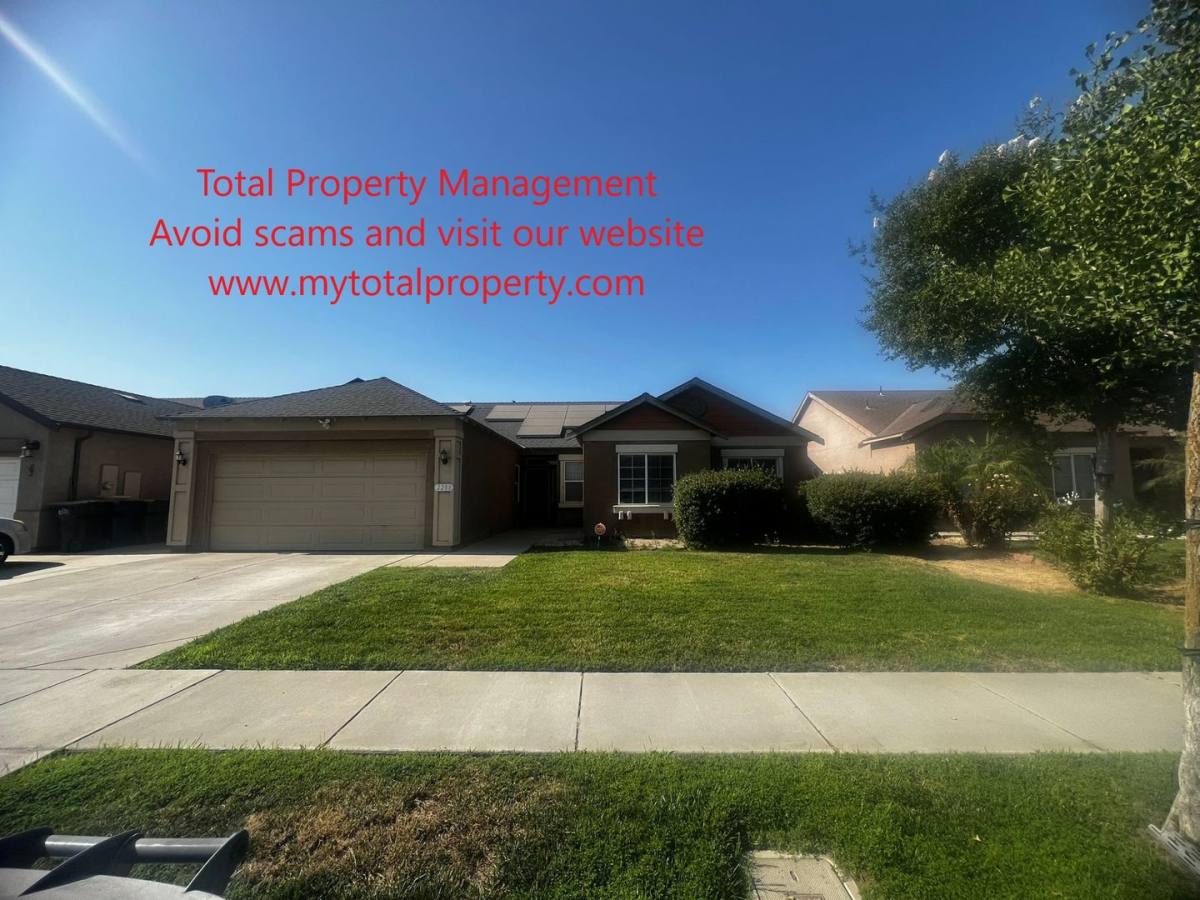 House for rent at 2288 Chism Ave, Tulare, CA 93274