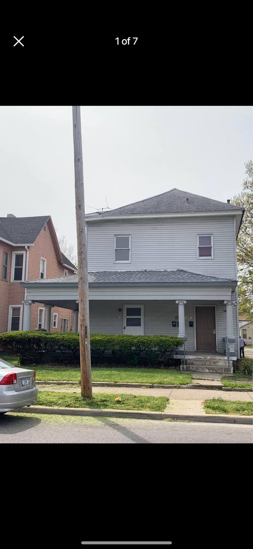 Apartment for rent at 725 S 7th St, Terre Haute, IN 47807