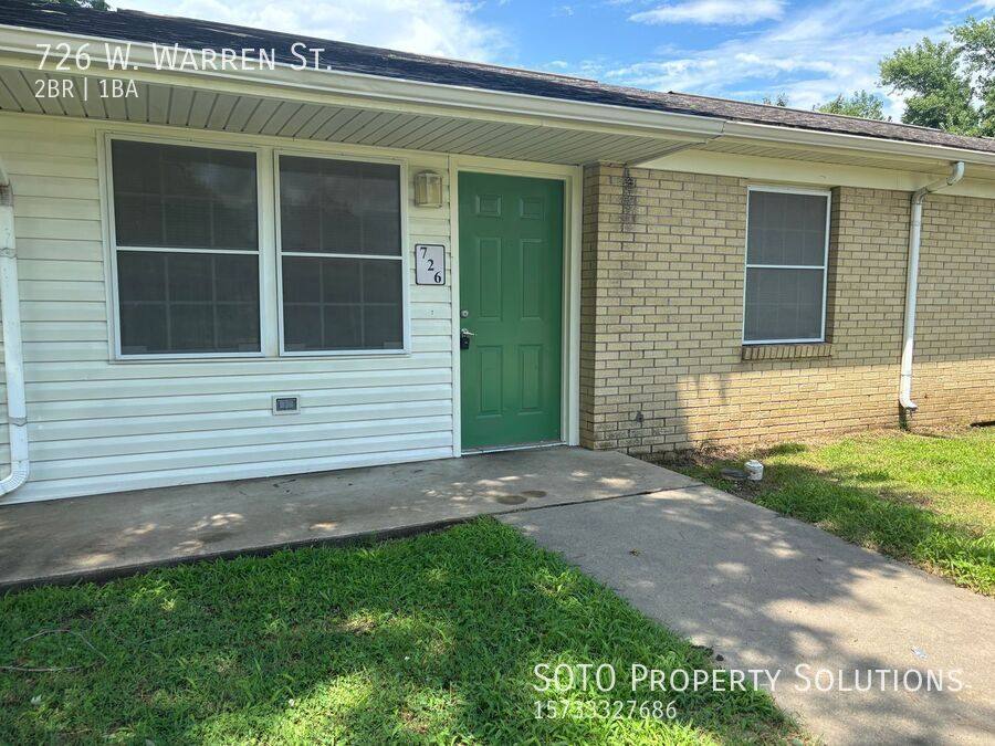 House for rent at 726 W Warren St, Charleston, MO 63834