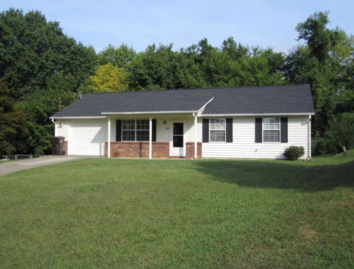 House for rent at 1232 Amber Meadows Circle, Knoxville, TN 37932